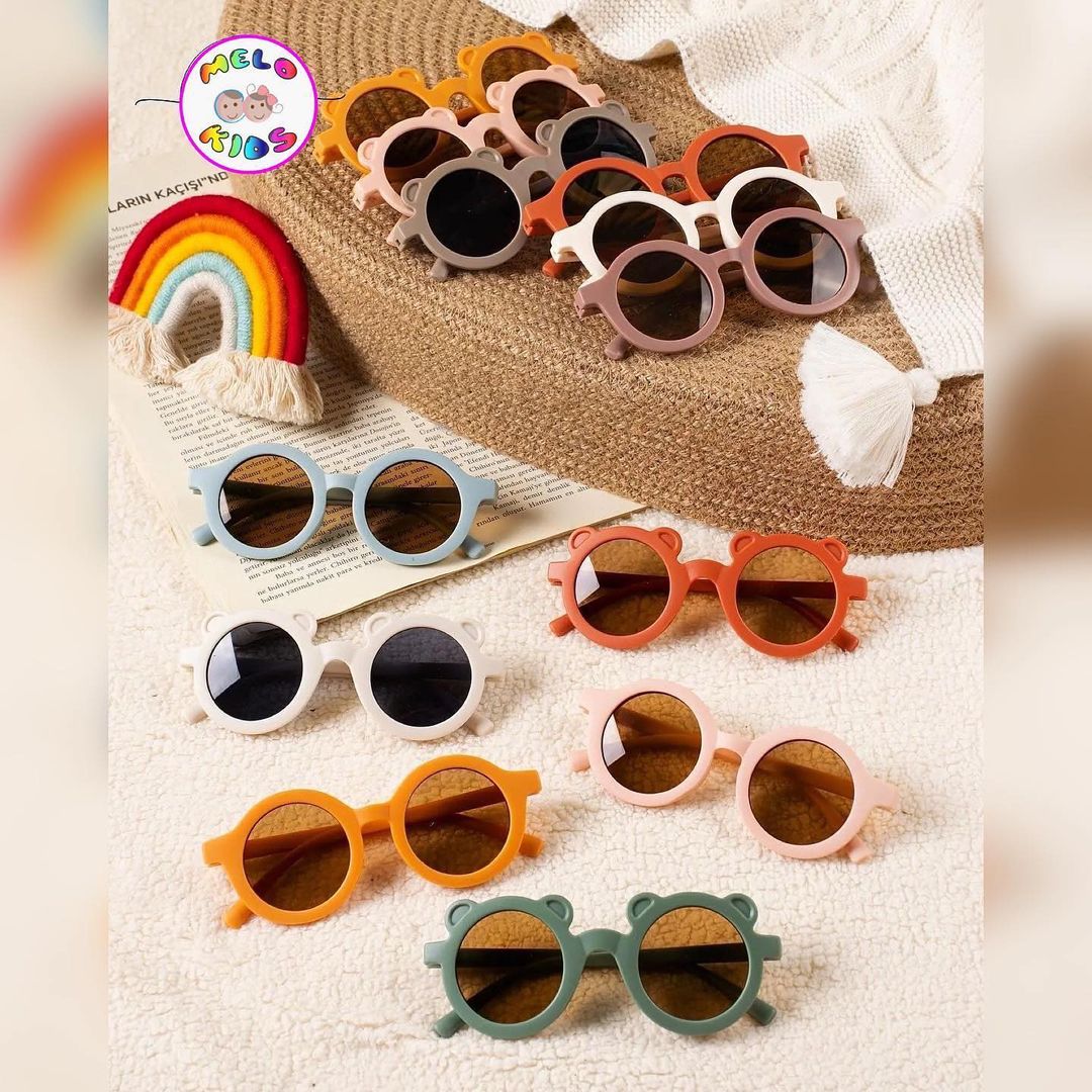 عینک آفتابی (دودی) بچگانه وارداتی اورجینال UV400 طرح ساده