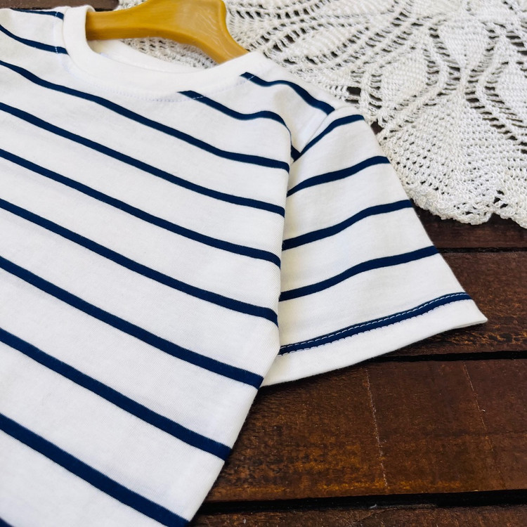 قیمت و خرید تیشرت یقه گرد