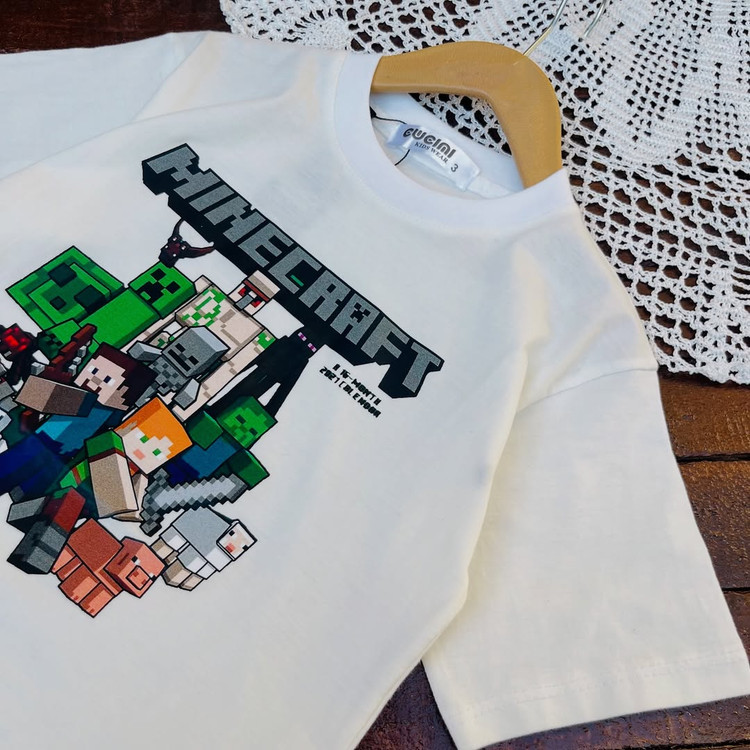 قیمت و خرید تیشرت سفید لگویی