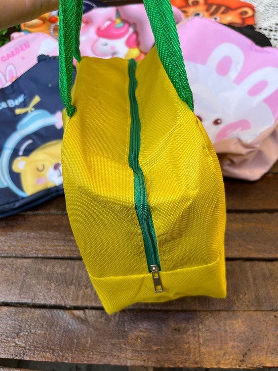 قیمت و خرید اینترنتی لانچ بگ عایق دار عروسکی