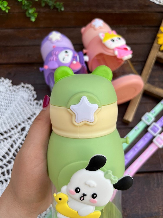 قیمت و خرید اینترنتی قمقمه نی دار وارداتی پوچاکو سبز