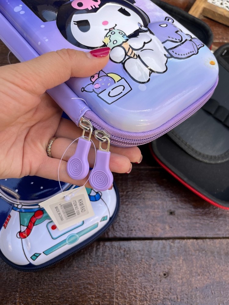 قیمت و خرید اینترنتی جامدادی کتابی سه بعدی برجسته براق وارداتی فضانورد