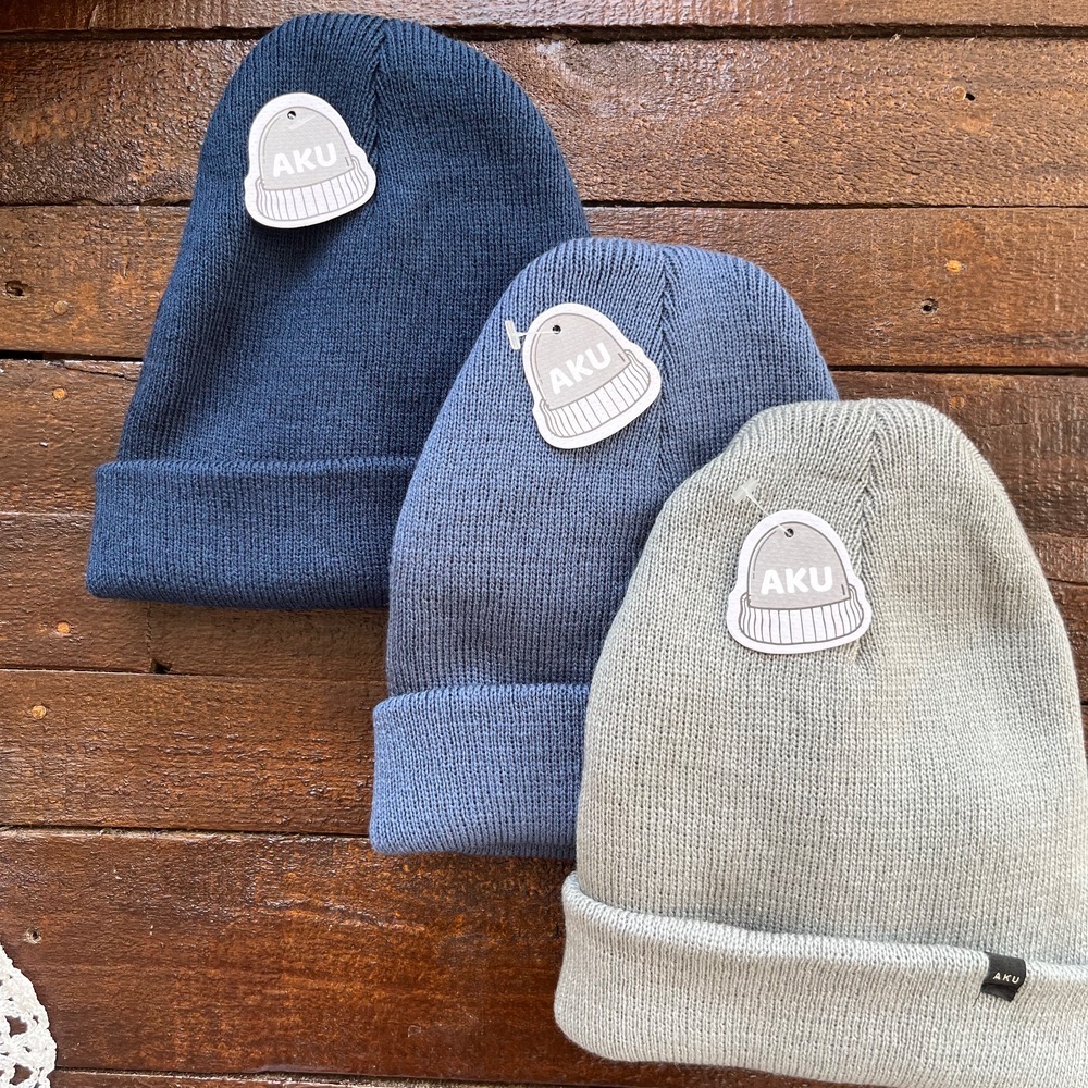 قیمت و خرید اینترنتی کلاه بافت آکو