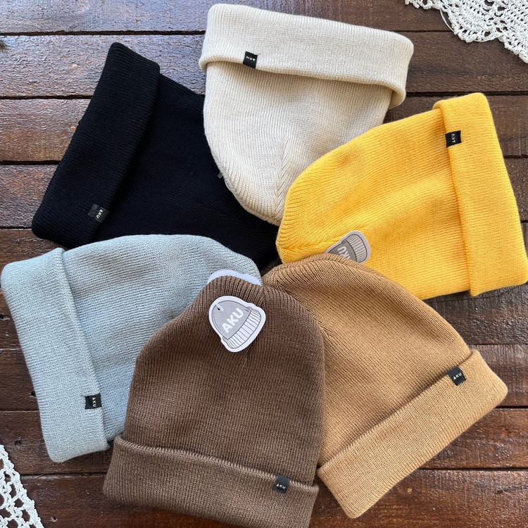 قیمت و خرید اینترنتی کلاه بافت رنگین کمانی