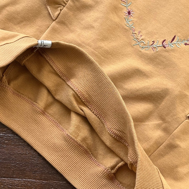 قیمت و خرید اینترنتی بلوز تک گلدوزی