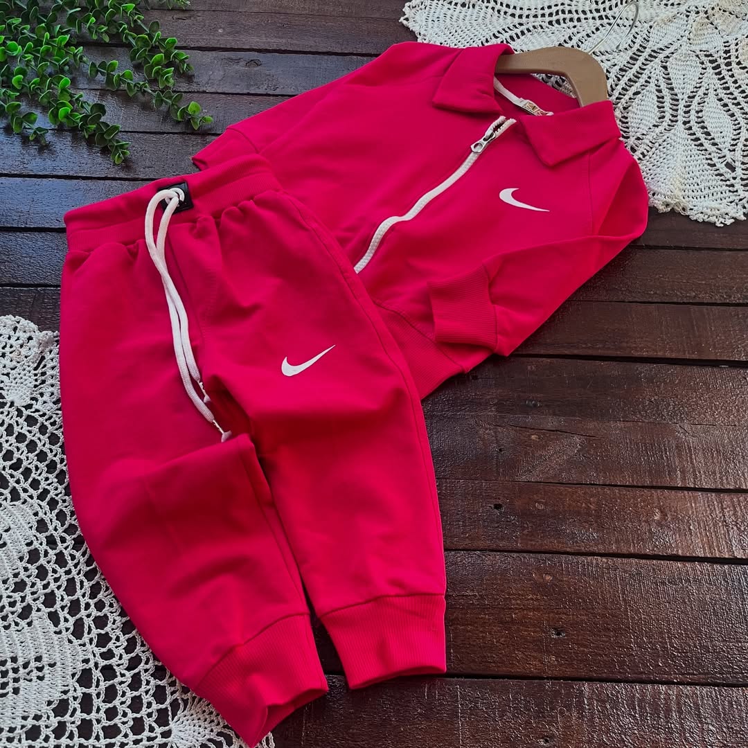 قیمت و خرید اینترنتی ست ورزشی اسپرت نایک