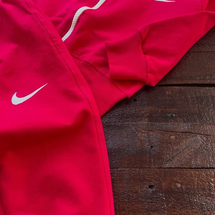 قیمت و خرید اینترنتی دو تیکه نایک ورزشی