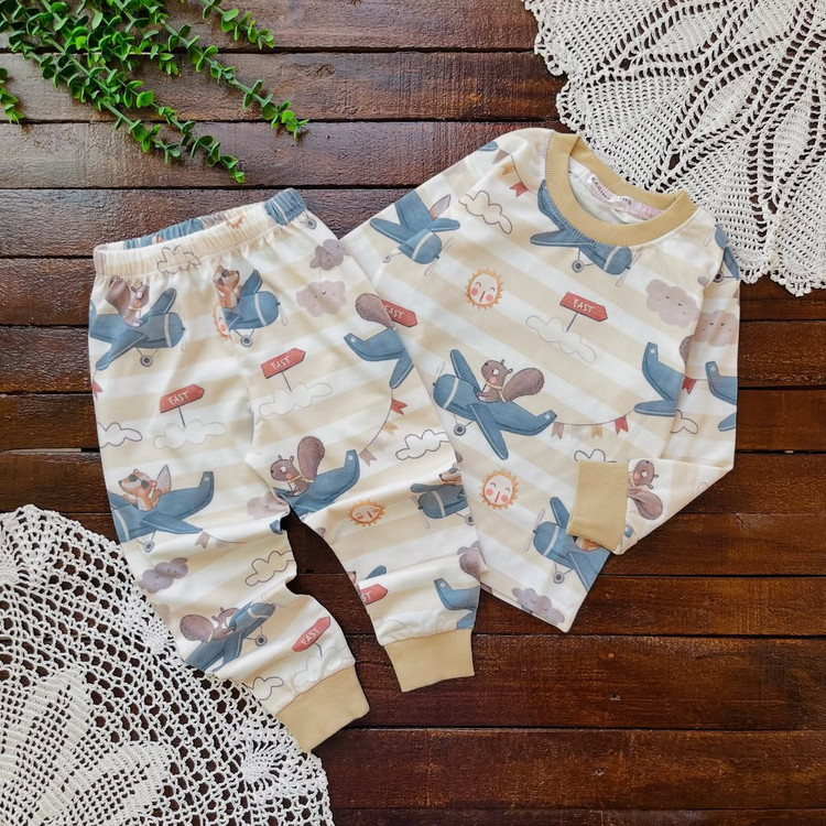 قیمت و خرید اینترنتی بلوز و شلوار راحتی پسرونه