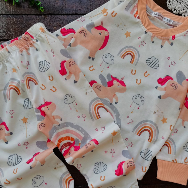 قیمت و خرید اینترنتی بلوز و شلوار راحتی یونیکورن