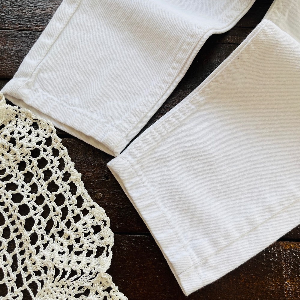 قیمت و خرید اینترنتی شلوار جین سفید مام