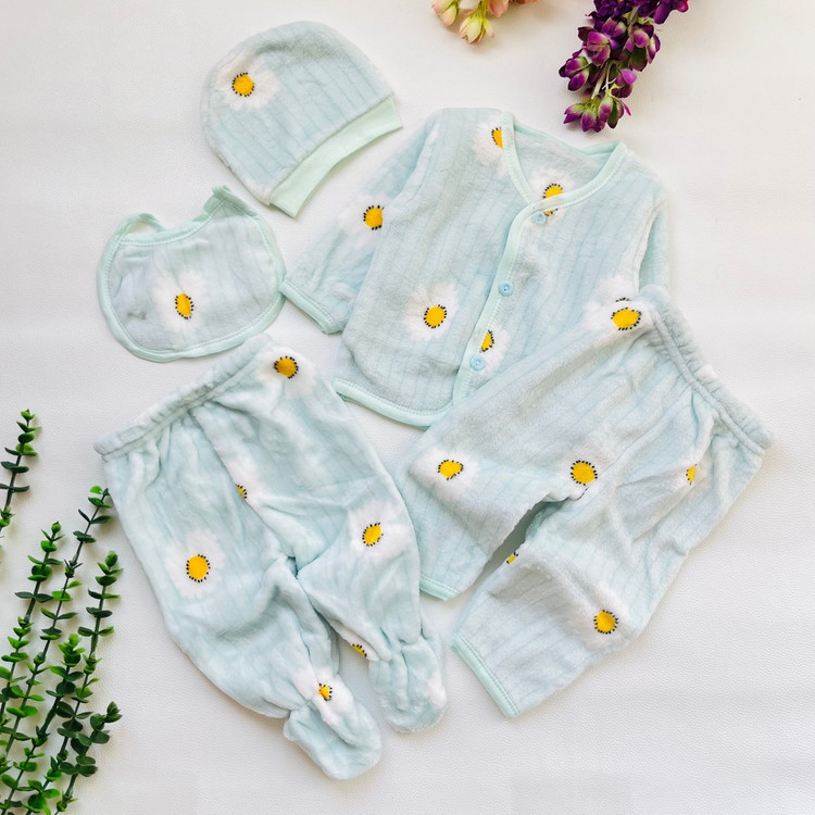 قیمت و خرید ست نوزادی وارداتی پولیشی مخمل