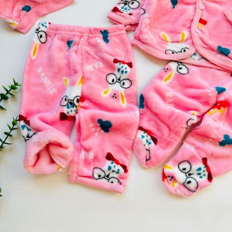 قیمت و خرید ست مخمل نوزادی وارداتی