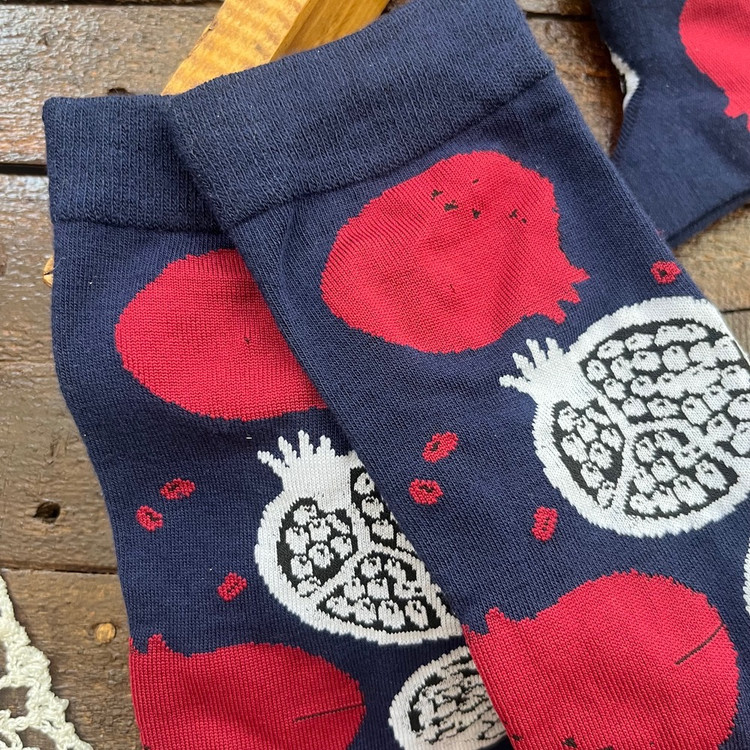 قیمت و خرید اینترنتی جوراب ساق بلند یلدایی انار