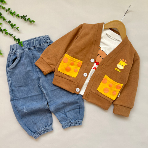 ست سه تیکه وارداتی بچگانه عیدانه