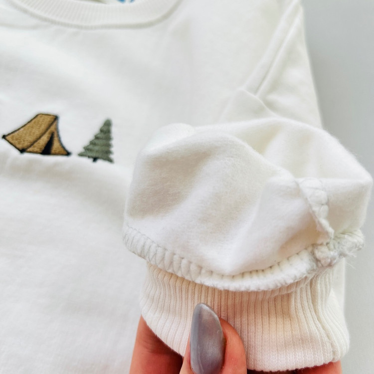 بلوز و شلوار کتان پسرونه