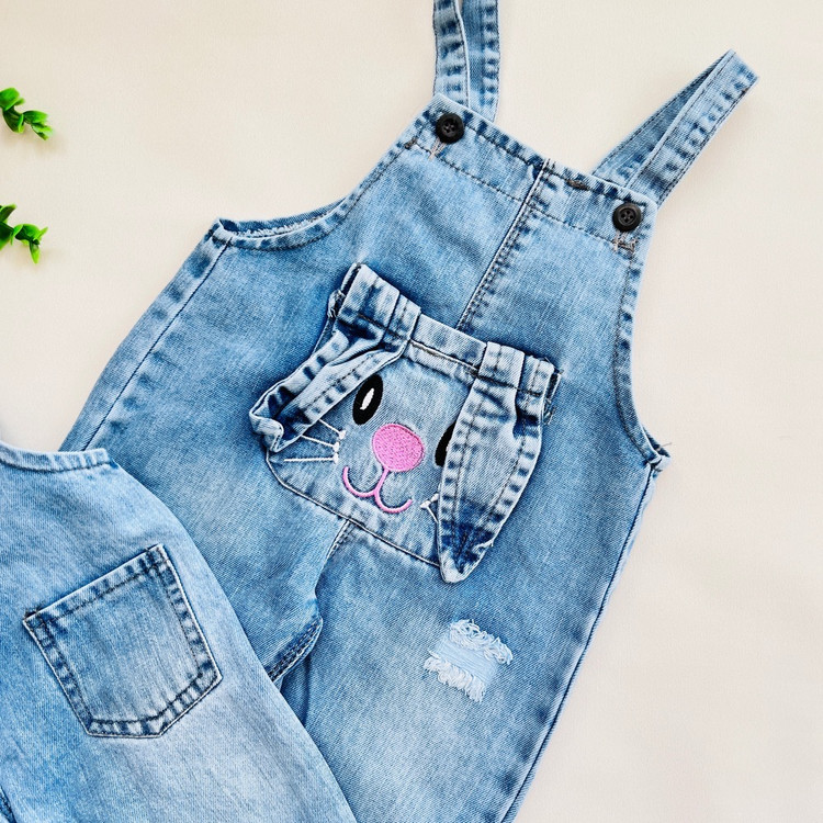 پیشبندی جین بچگانه